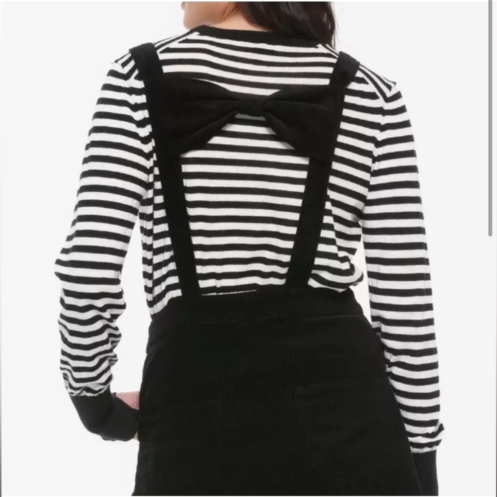 Stylish Black Embroidered Pinafore Dress - Picture 2 of 9